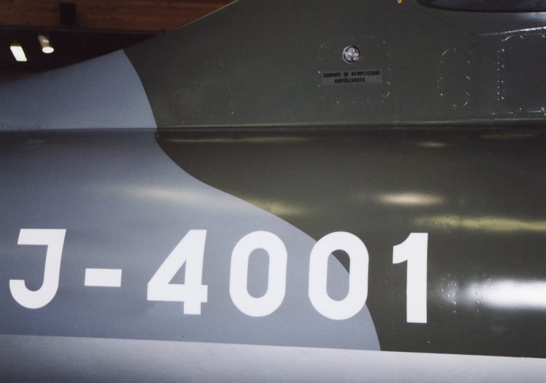 J-4001 at Dübendorf